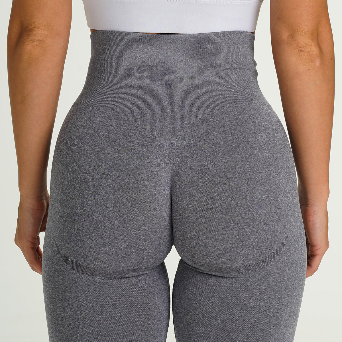Seamless Knitted Moisture-Wicking Fitness Leggings